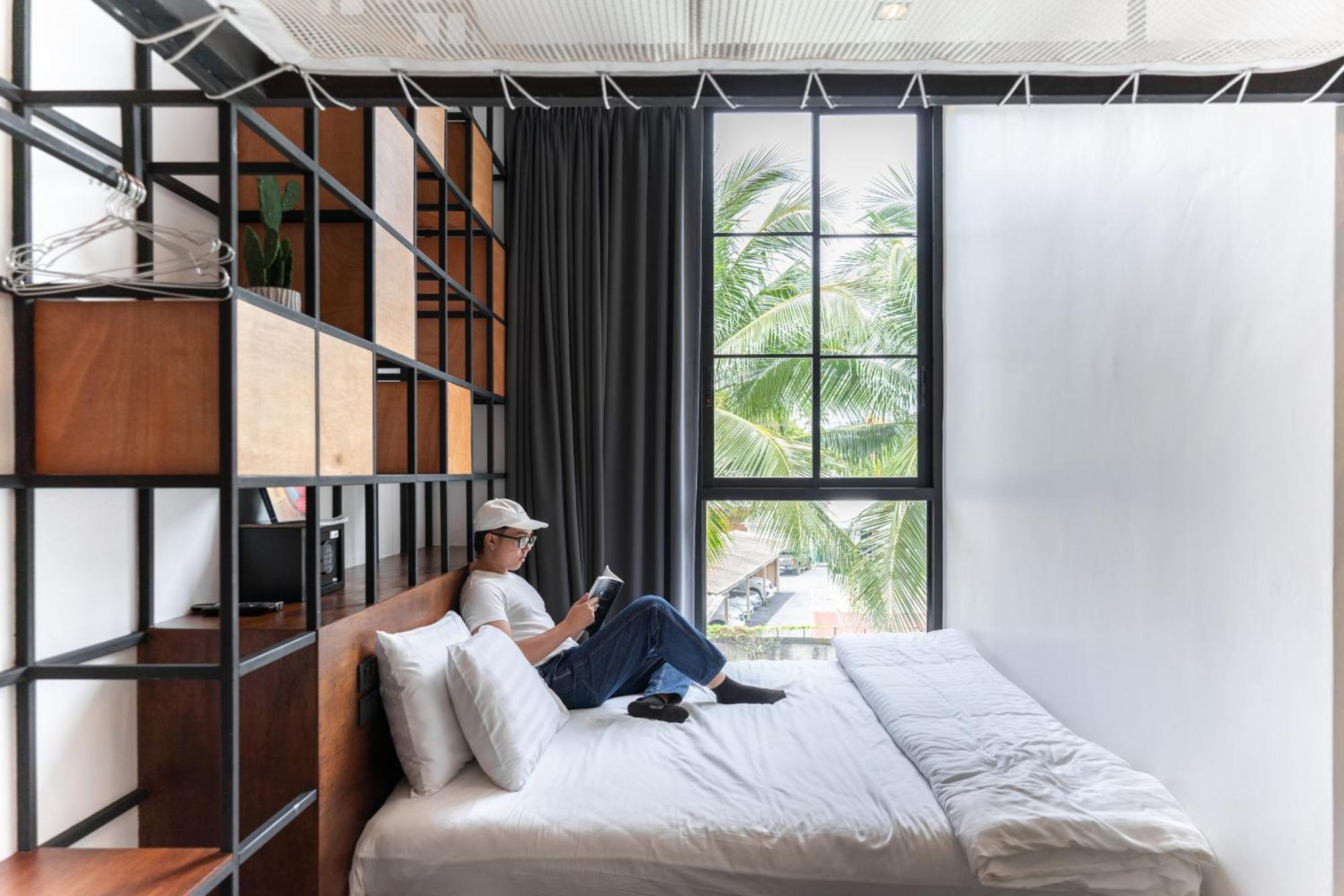 Book A Bed Poshtel - Sha Plus Phuket Exterior photo
